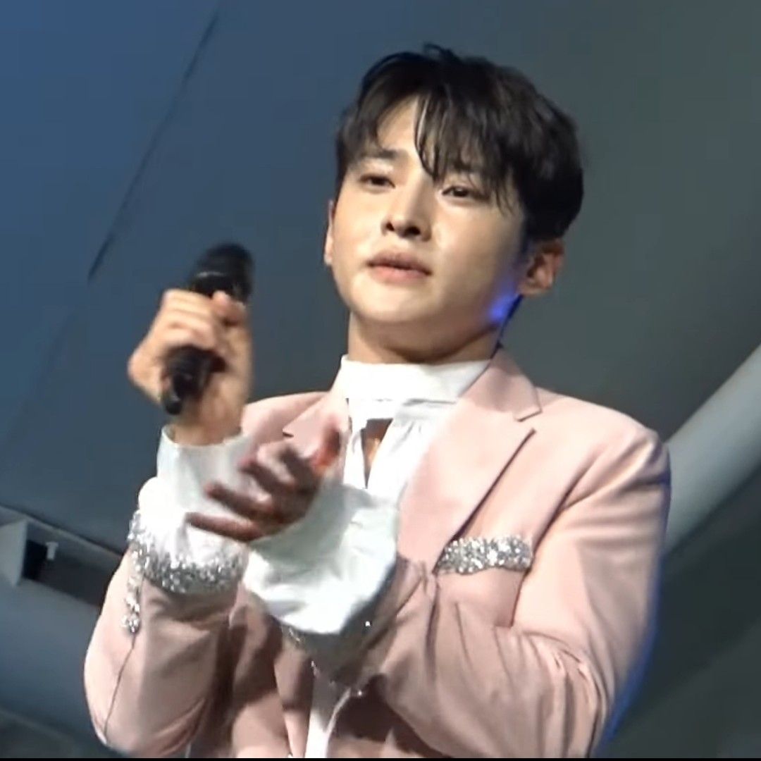 Recent activity shot of Seong Ri