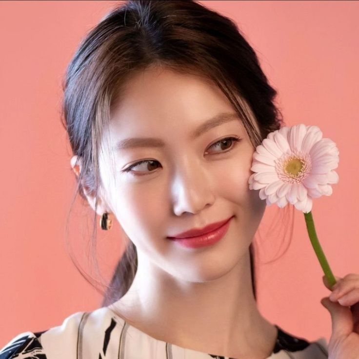 Recent activity shot of Gong Seungyeon
