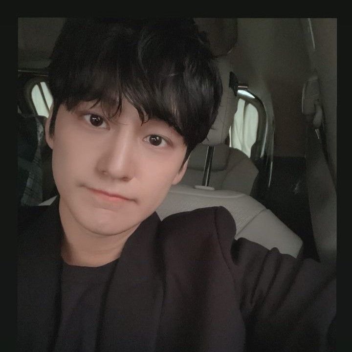 Behind-the-scenes cut of Kim Bum