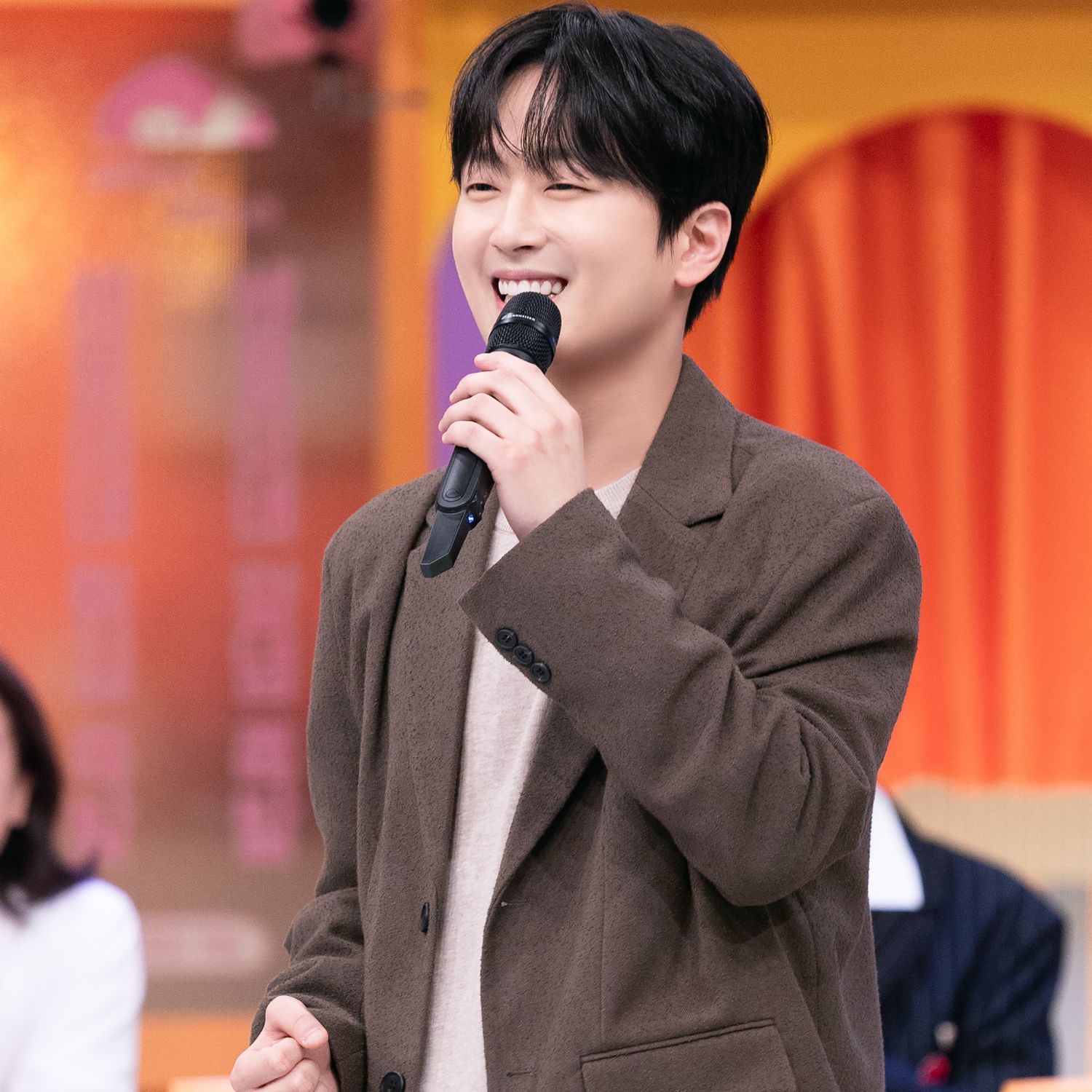 이찬원 최근 활동샷