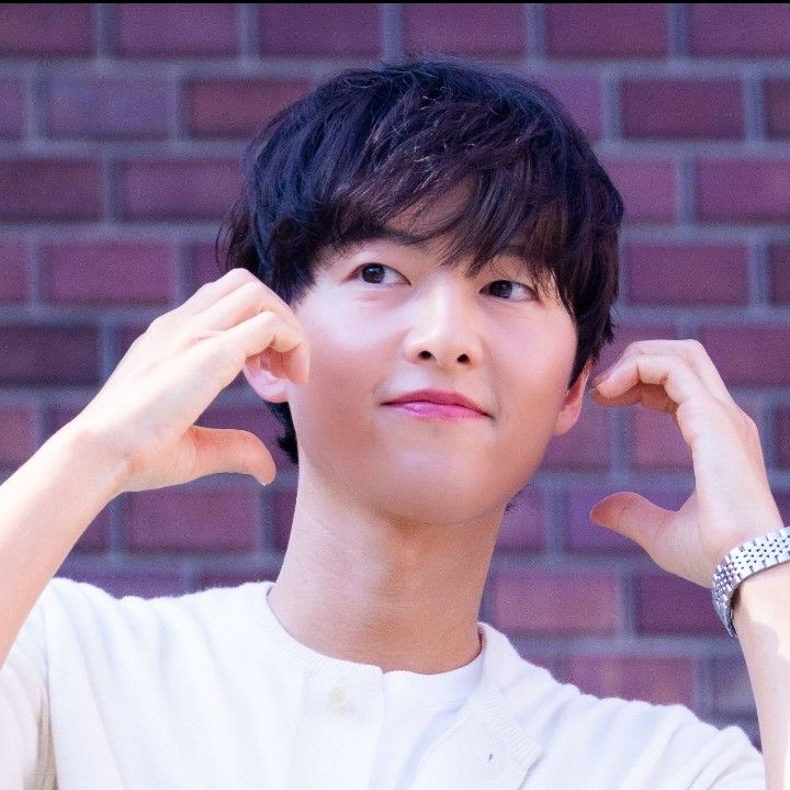 Behind-the-scenes cut of Song Joongki