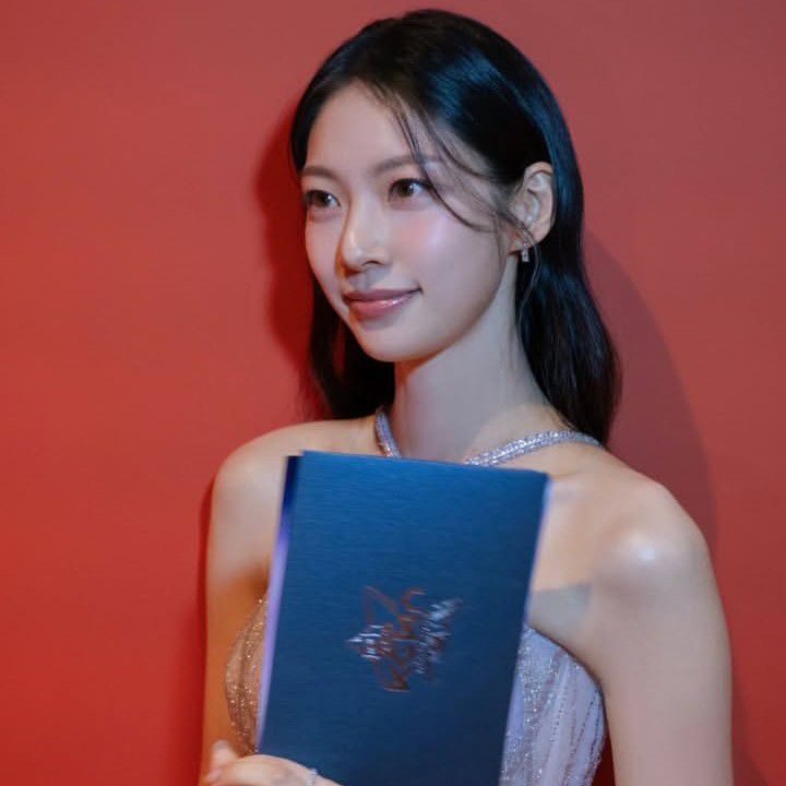 孔升妍的最新照片