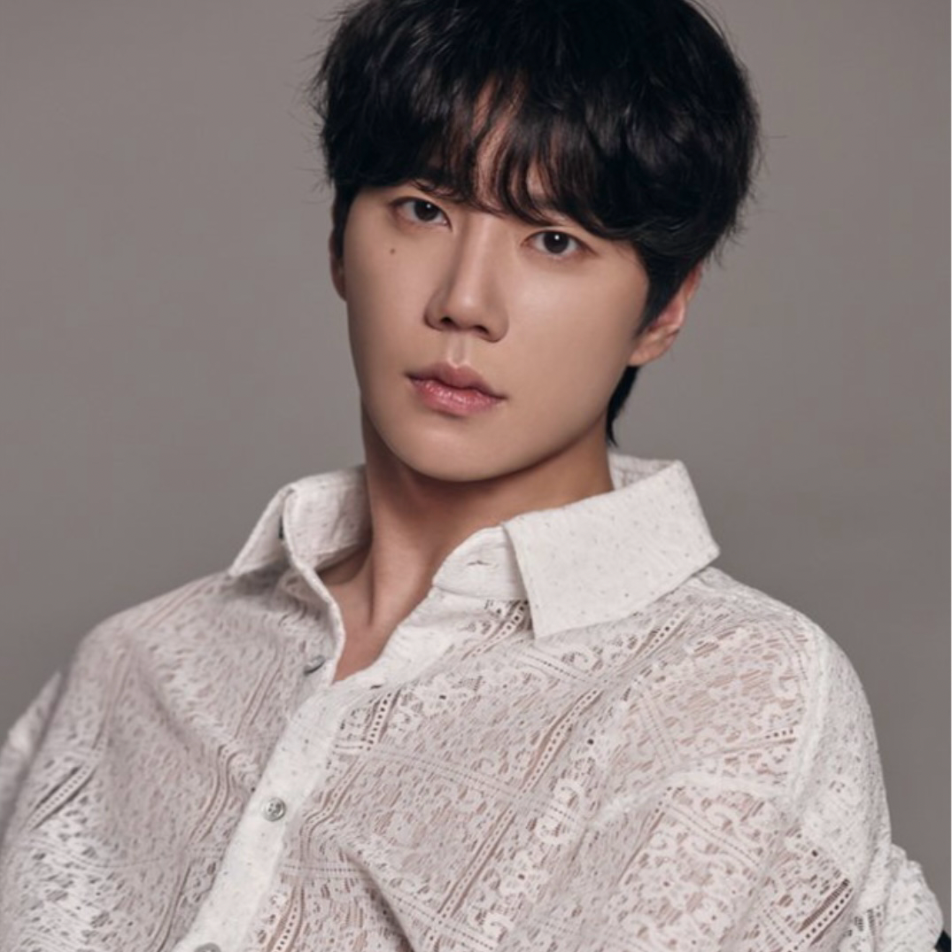 Recent activity shot of Lee Junyoung