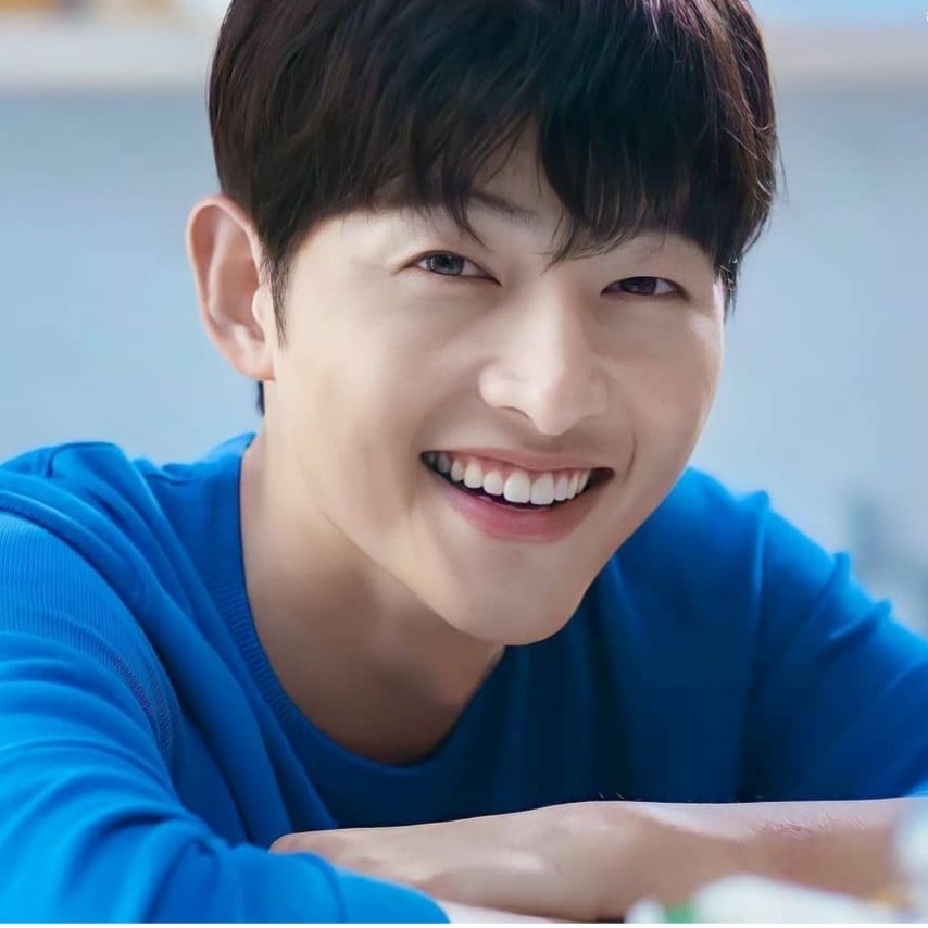 A moment captured by a fan of Song Joongki