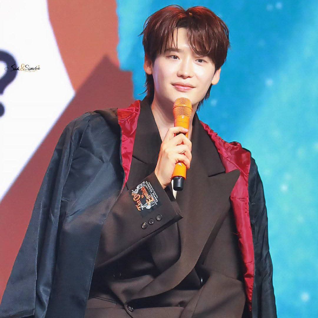 Latest photo of Lee Jongsuk
