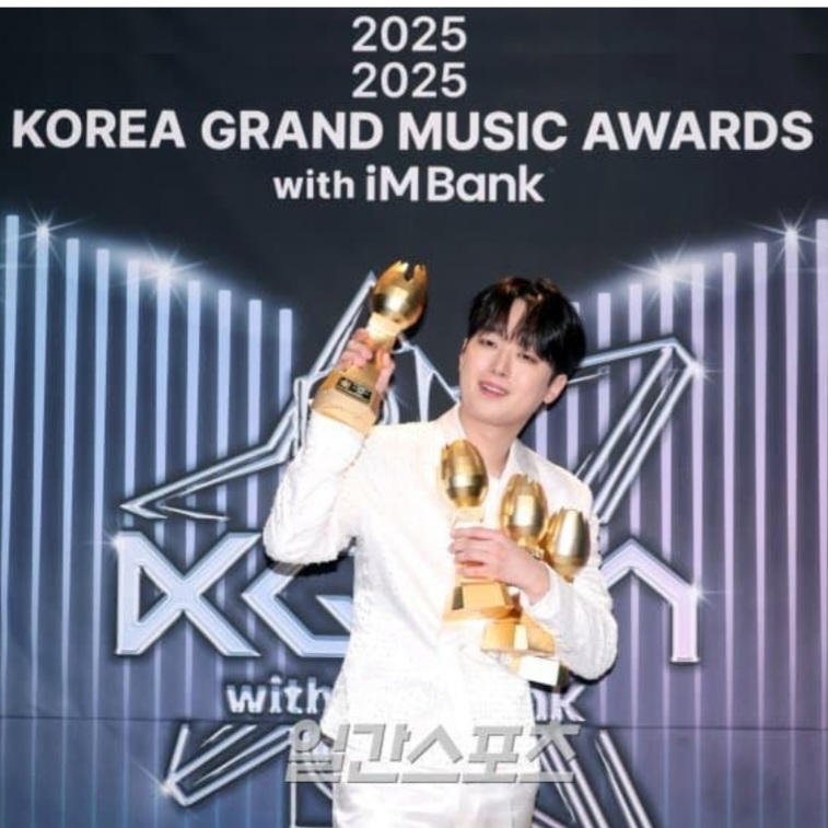 Foto terbaru dari Lee Chanwon