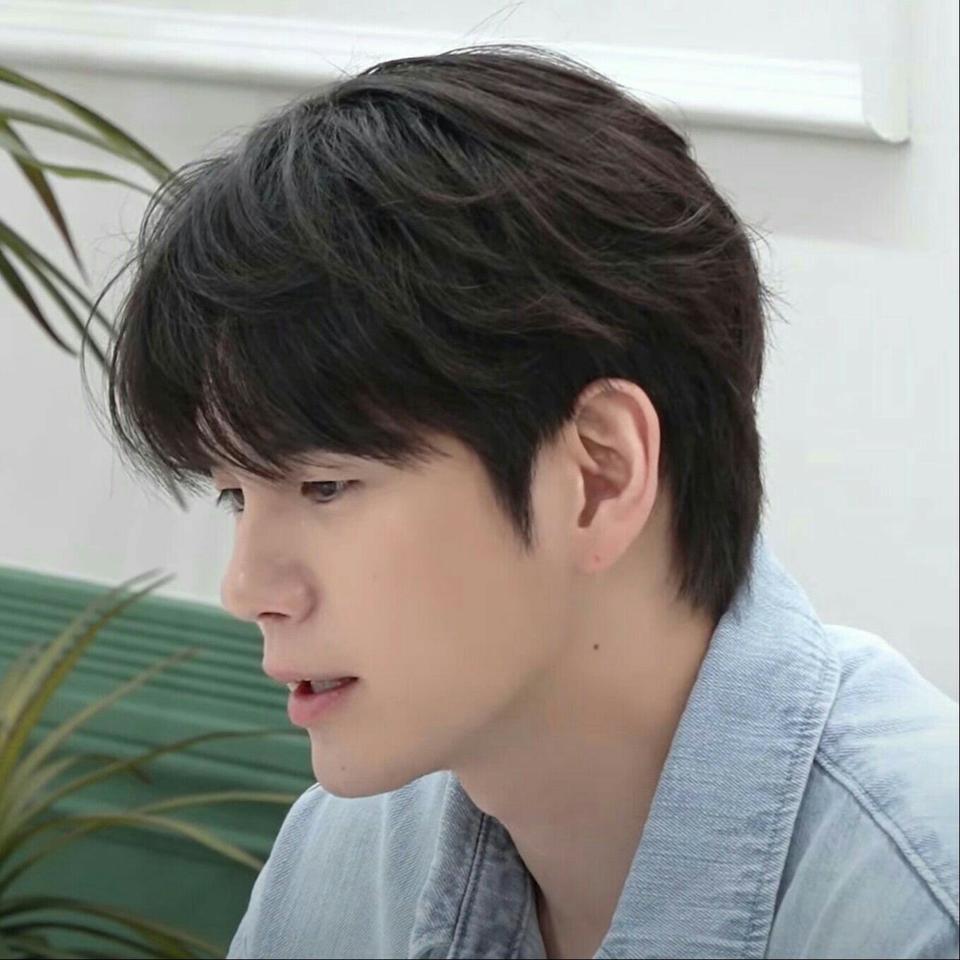 A moment captured by a fan of Ong Seongwu