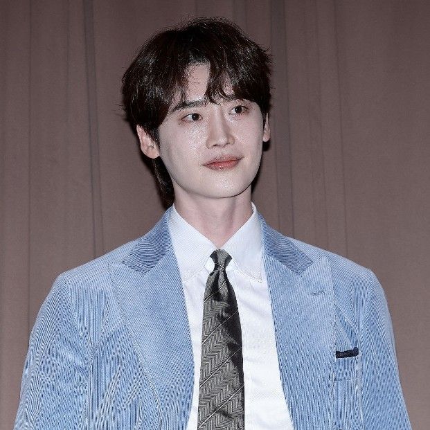 李鍾碩的近期活動照