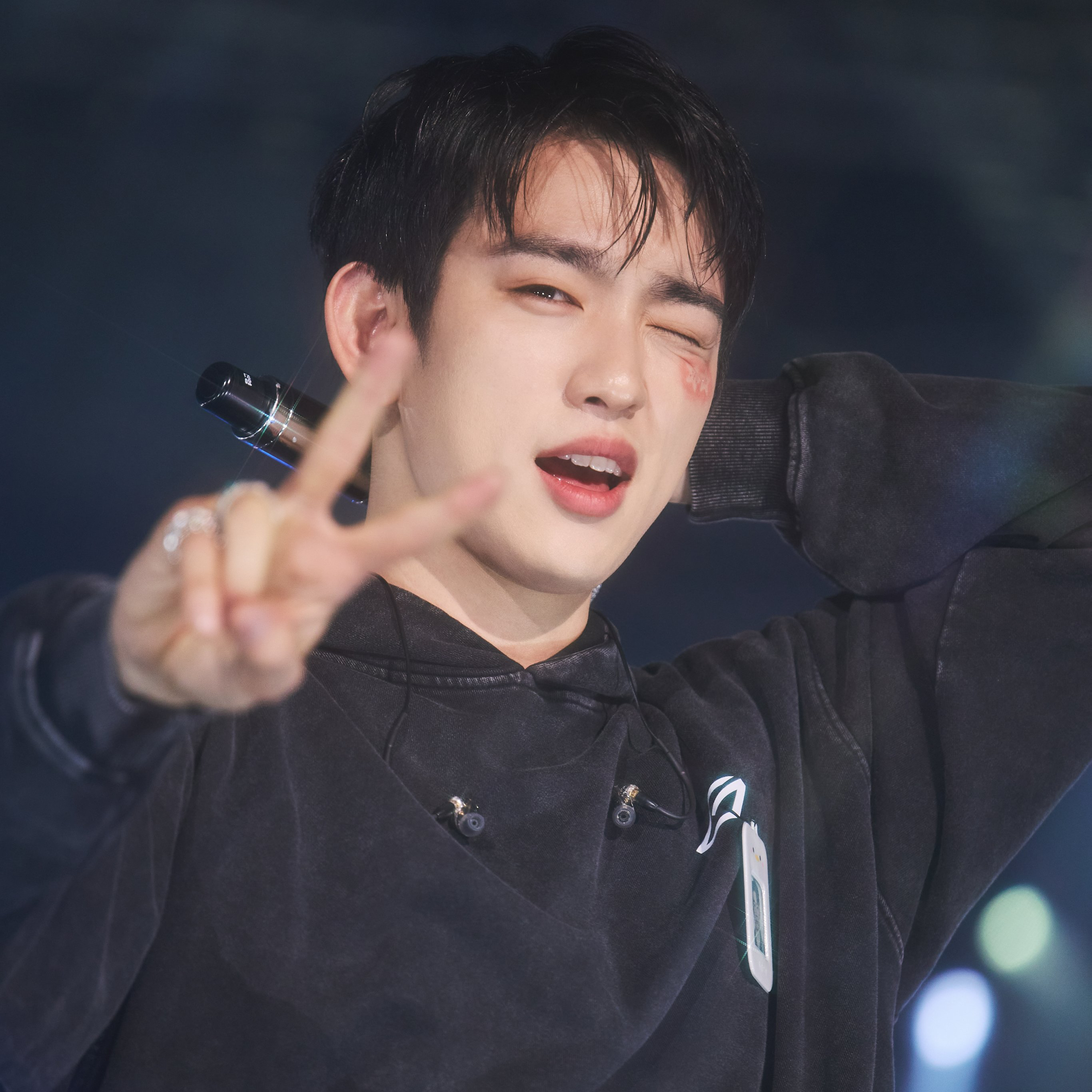 Recent activity shot of Park Jinyoung