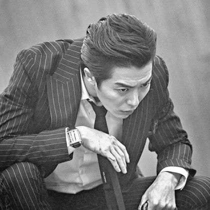 Behind-the-scenes cut of Kim Jaewook