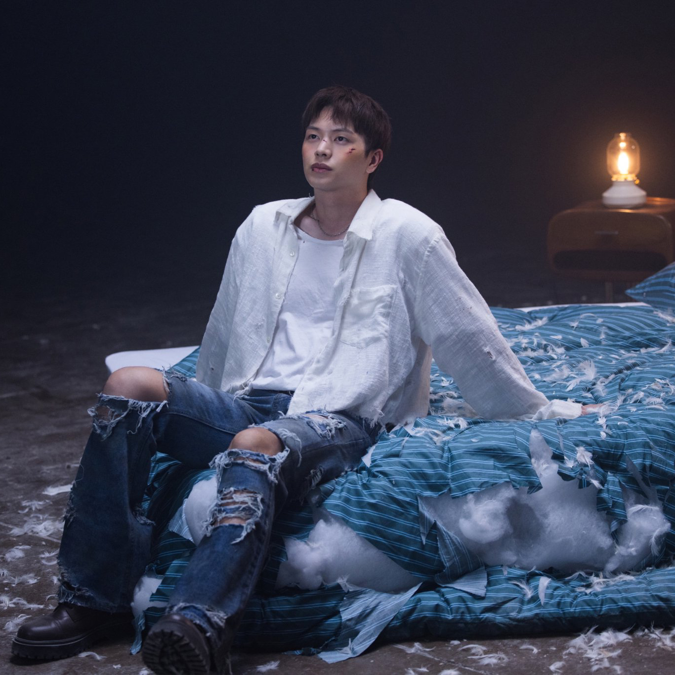 Latest photo of Yook Sungjae