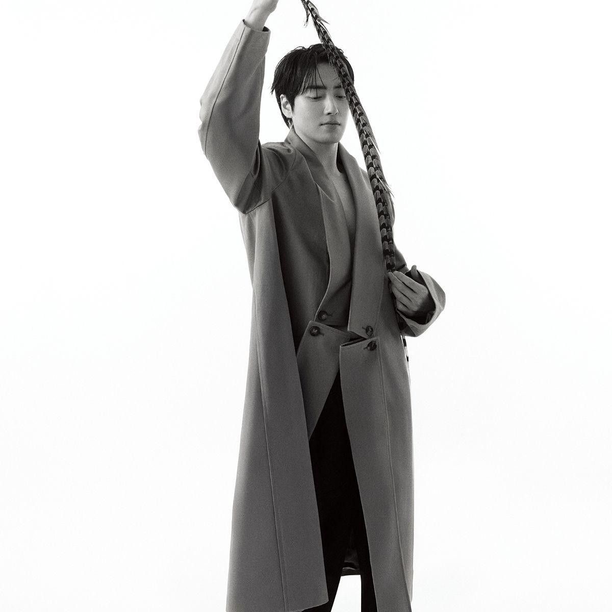 A moment captured by a fan of Lee Joonhyuk