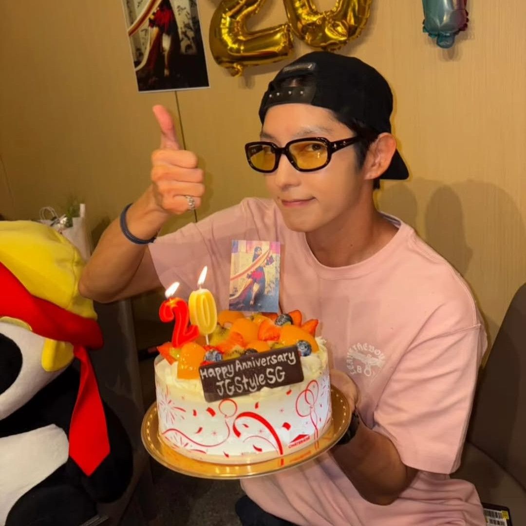 Latest photo of Lee Joongi