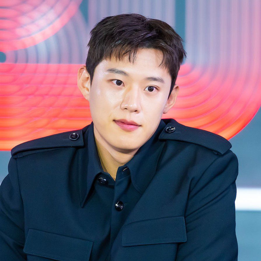 Behind-the-scenes cut of Kim Sungcheol
