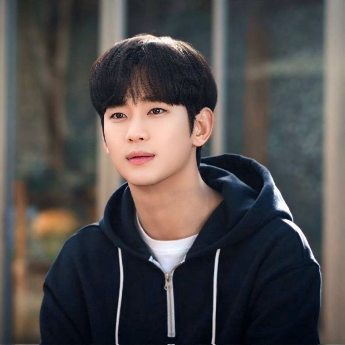A moment captured by a fan of Kim Soohyun