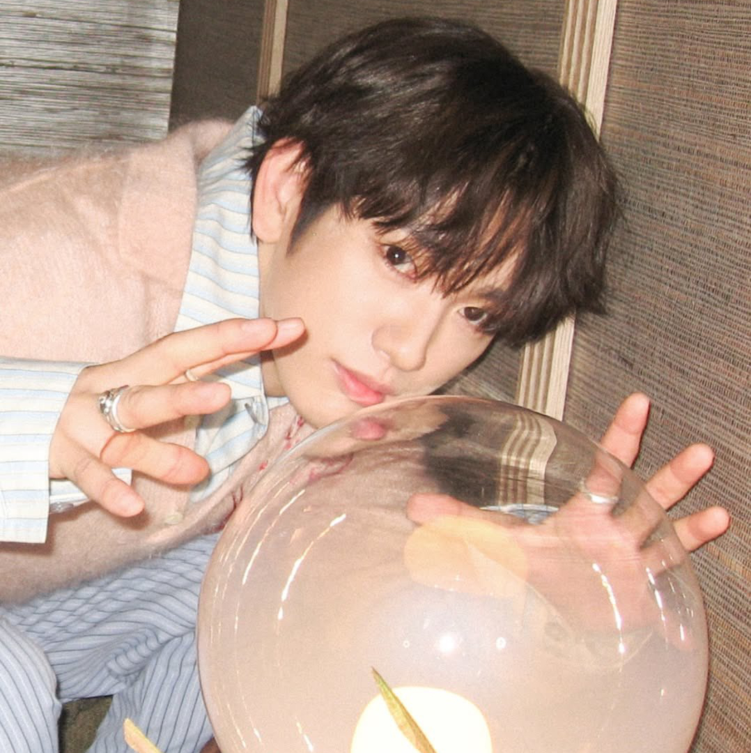 Foto kegiatan terbaru dari Park Jinyoung