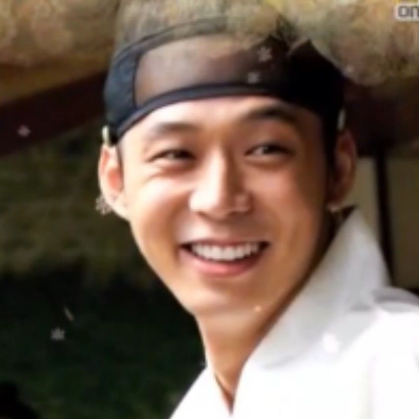 Behind-the-scenes cut of Park Yoochun