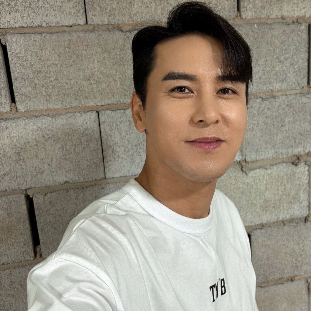 Recent activity shot of Jang Minho