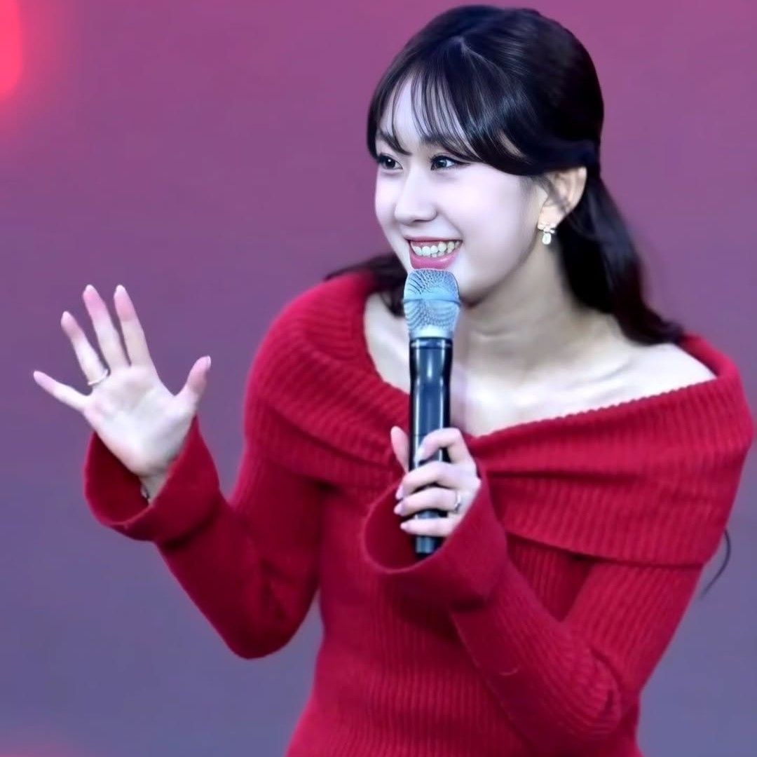 Cuplikan di balik layar dari Jeon Yujin