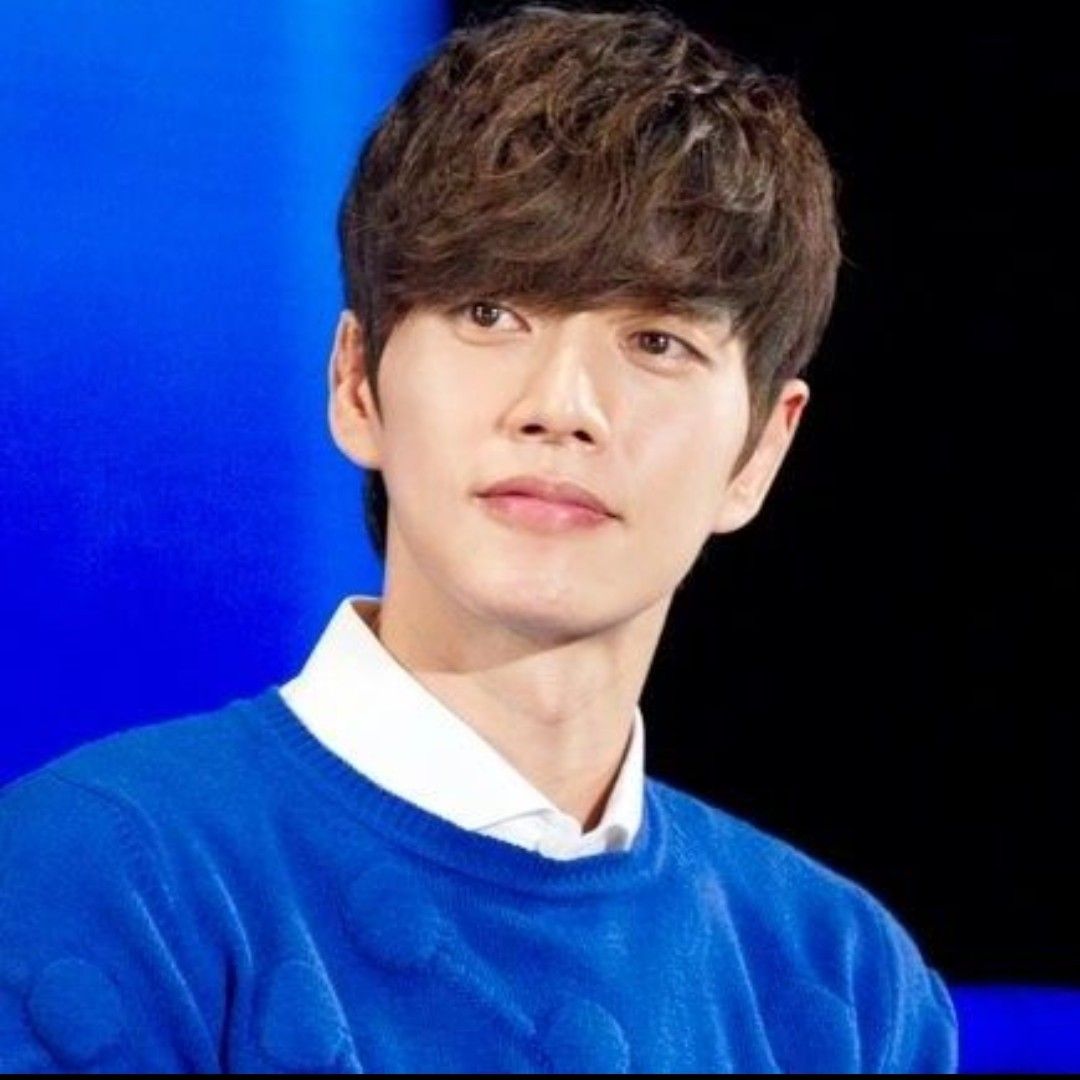 Behind-the-scenes cut of Park Haejin