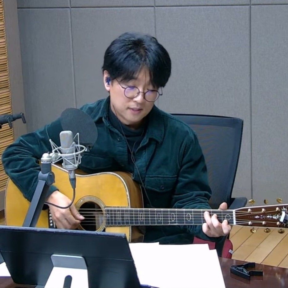 Behind-the-scenes cut of Bak Changgeun