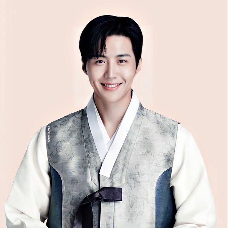 Recent activity shot of Kim Seonho