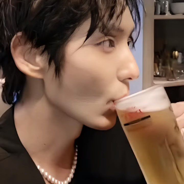 Behind-the-scenes cut of Lee Joongi