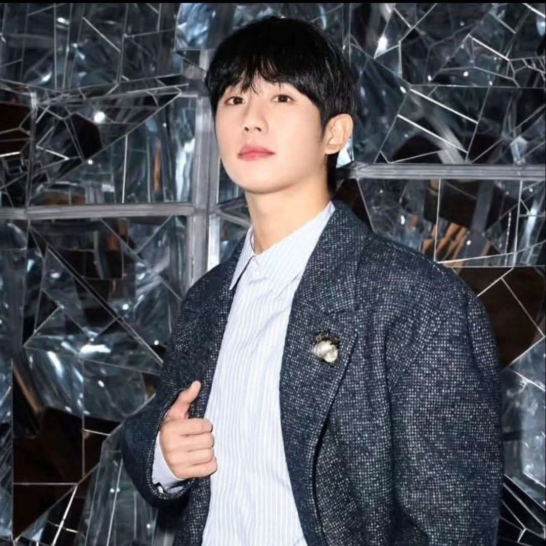 A moment captured by a fan of Jung Haein