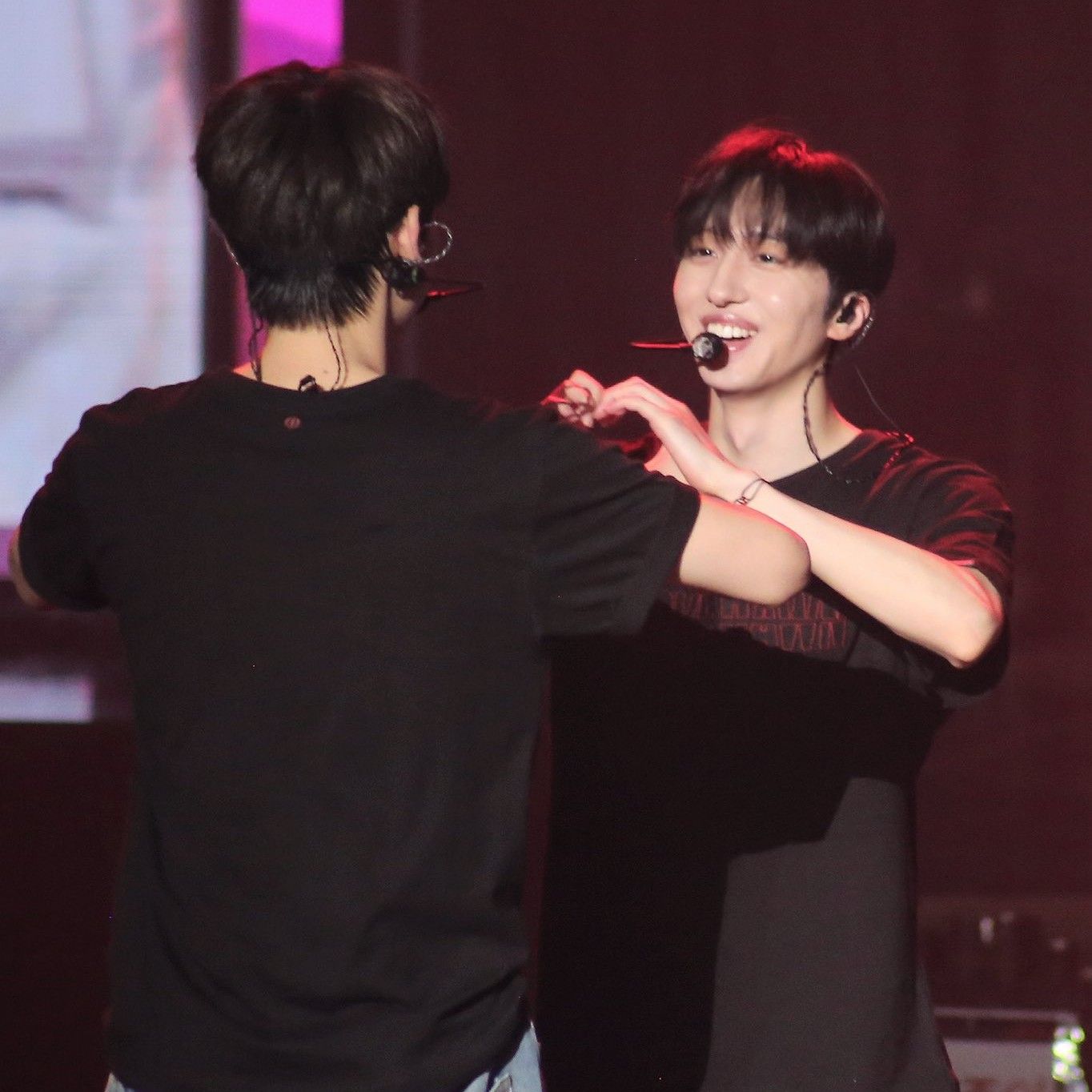 A moment captured by a fan of Chani