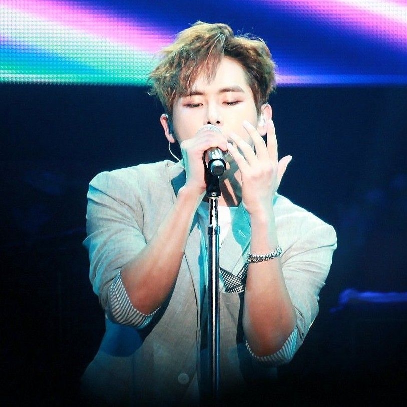 Recent activity shot of Hoya