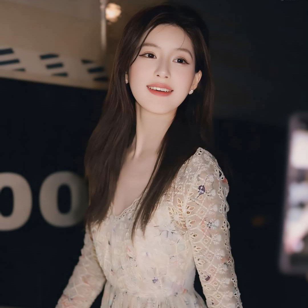 Latest photo of Zhao Lusi