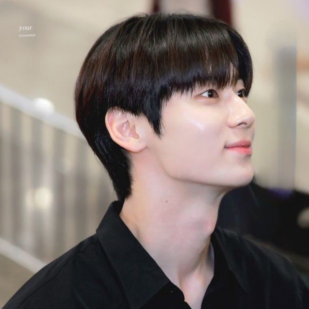 Recent activity shot of Hwang Minhyun