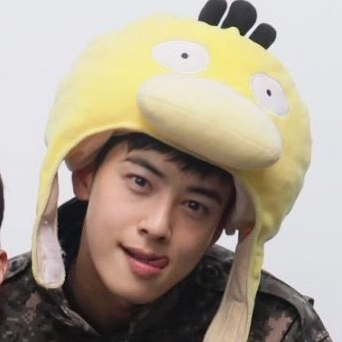 A moment captured by a fan of Cha Eunwoo