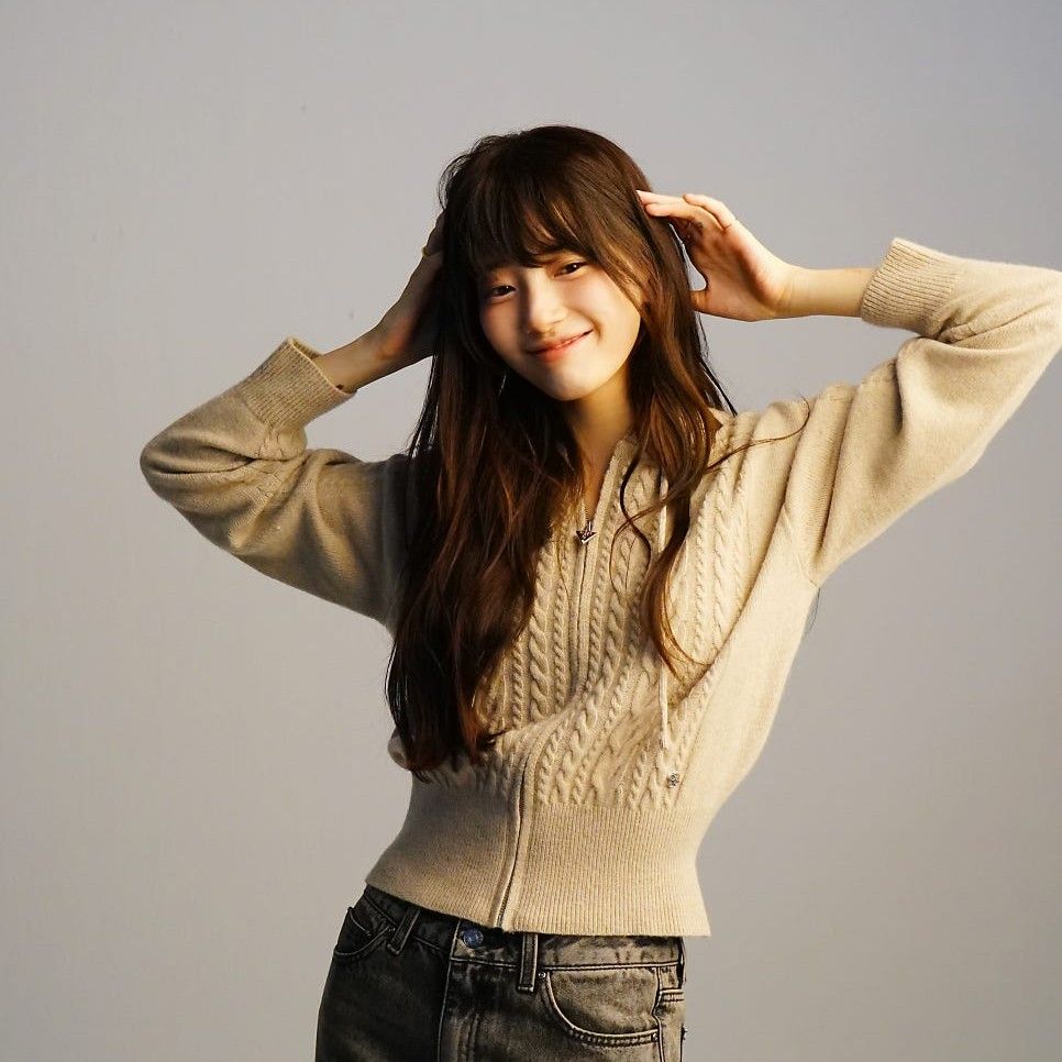 Recent activity shot of Bae Suzy