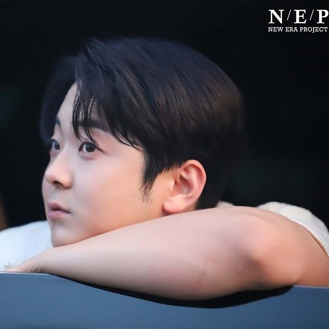 A moment captured by a fan of Park Minsu