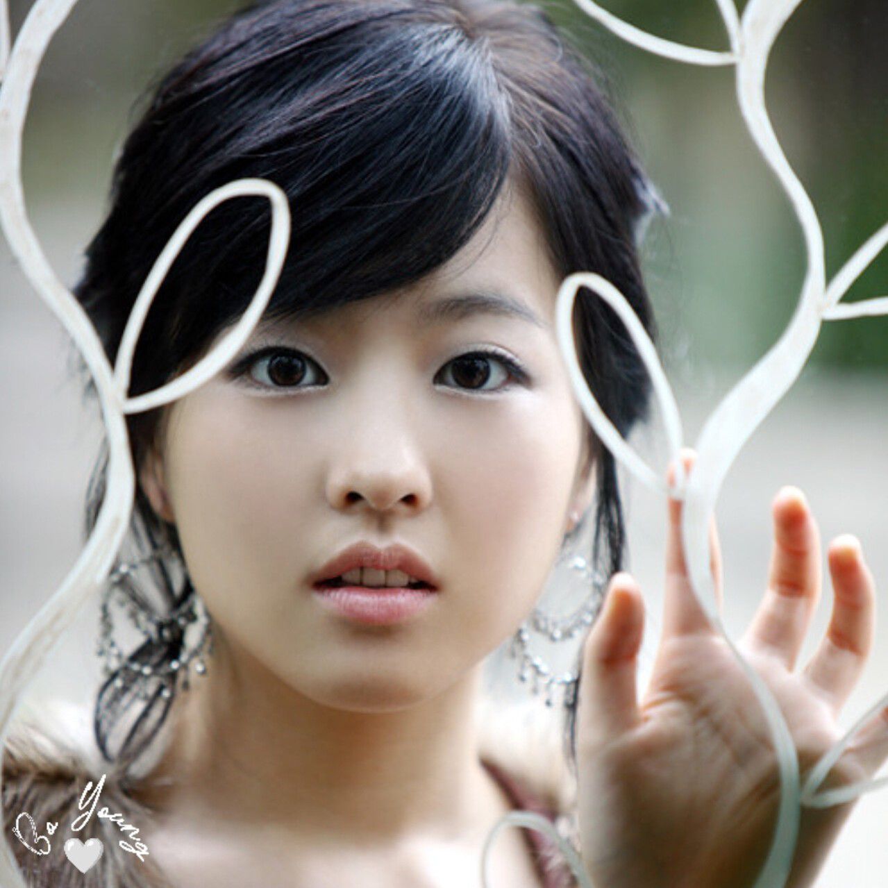 A moment captured by a fan of Park Boyoung