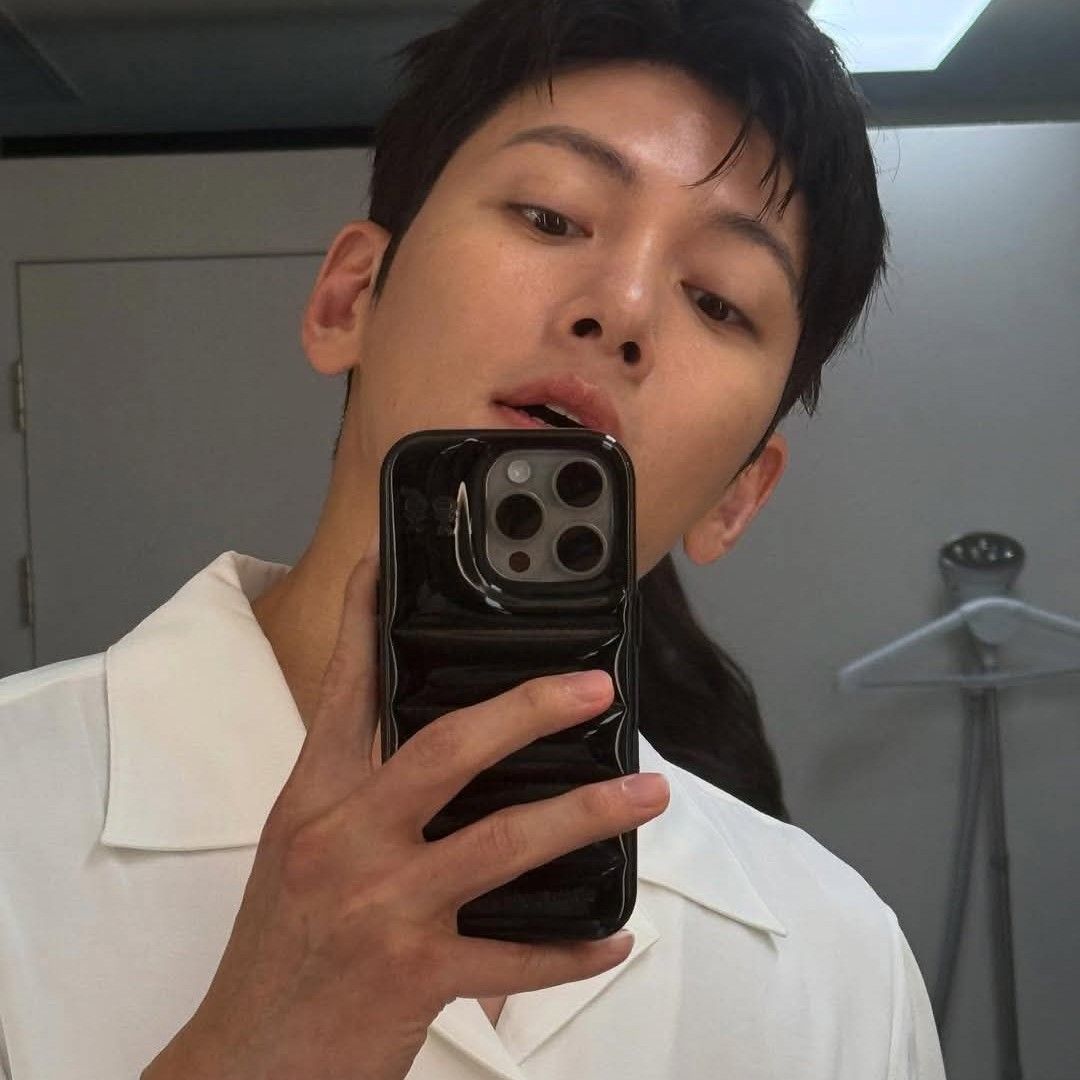 Latest photo of Ji Changwook