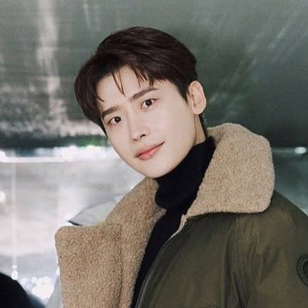 粉絲拍下的李鍾碩瞬間