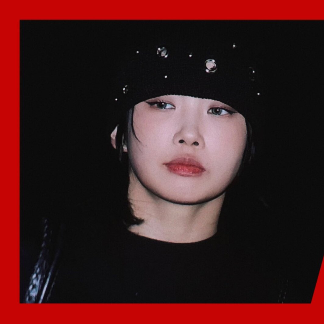 Behind-the-scenes cut of Aiki