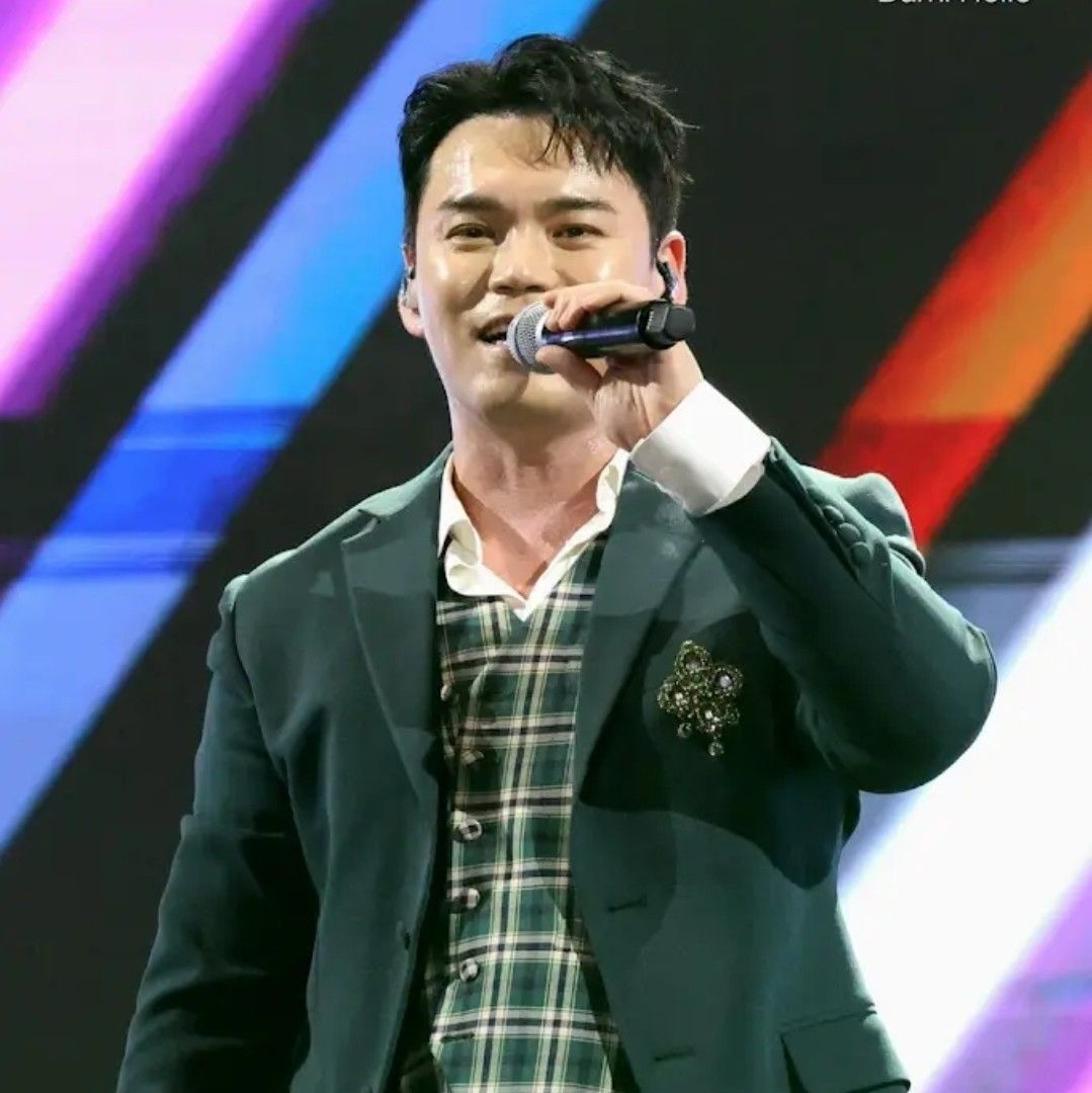 Behind-the-scenes cut of Lee Jung