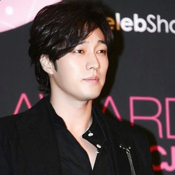 A moment captured by a fan of So Jisub