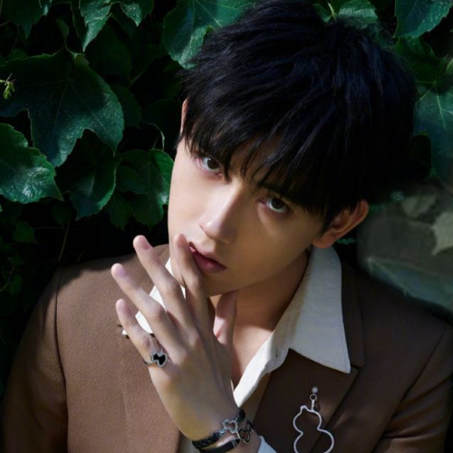 Today’s standout profile photo of Arthur Chen on Choeaedol Celeb