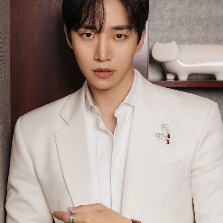 李俊昊的最新照片