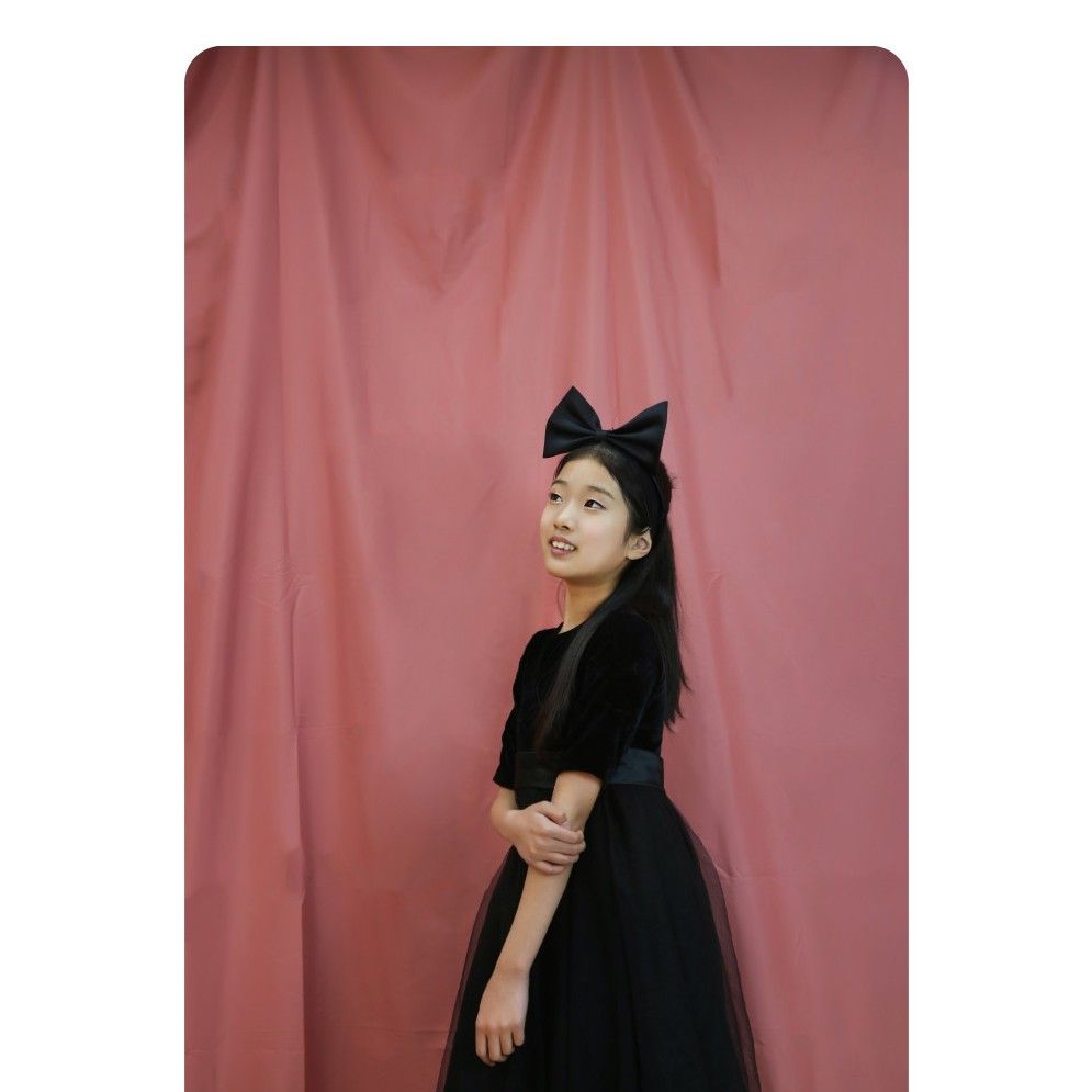 Behind-the-scenes cut of Bin Yeseo