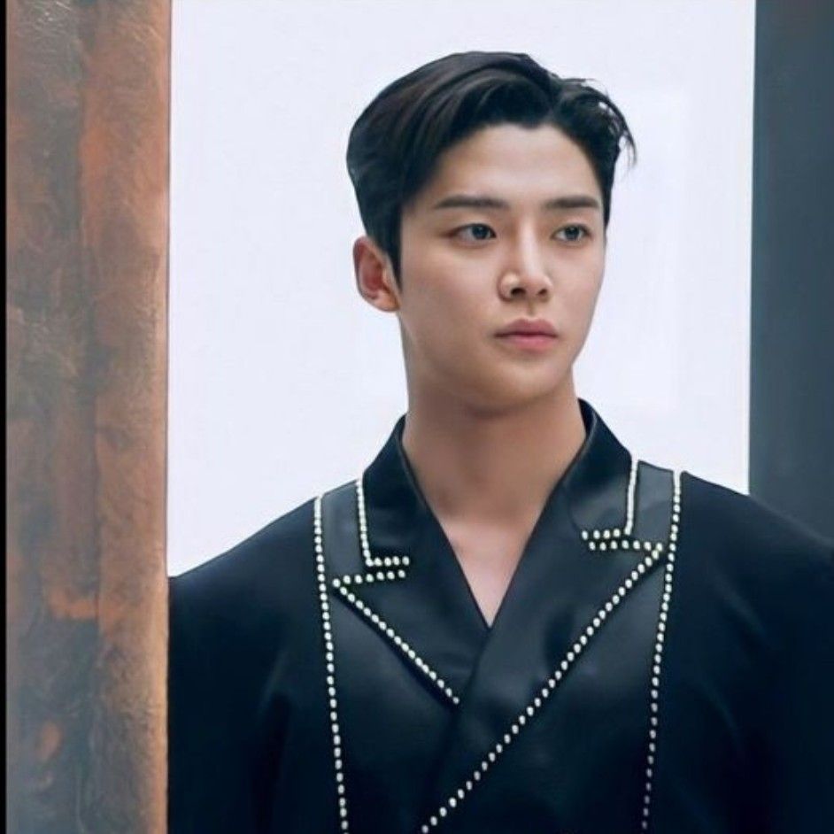 Recent activity shot of Rowoon