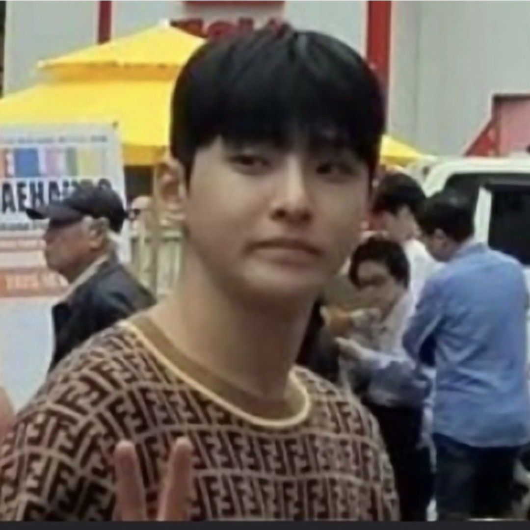 Behind-the-scenes cut of Seong Ri