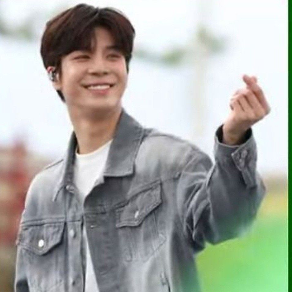 Foto kegiatan terbaru dari Jeong Dongwon