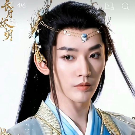 Latest photo of Deng Wei