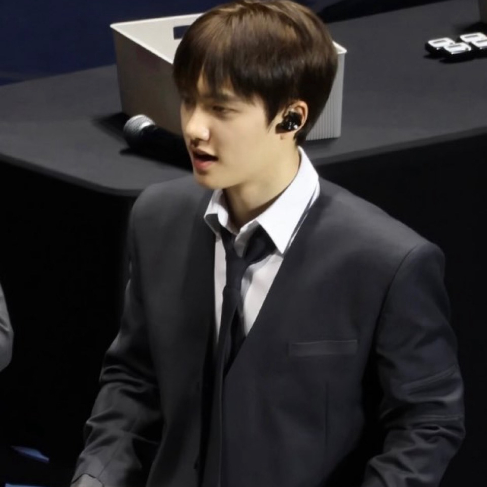 도경수 (디오) 최근 활동샷