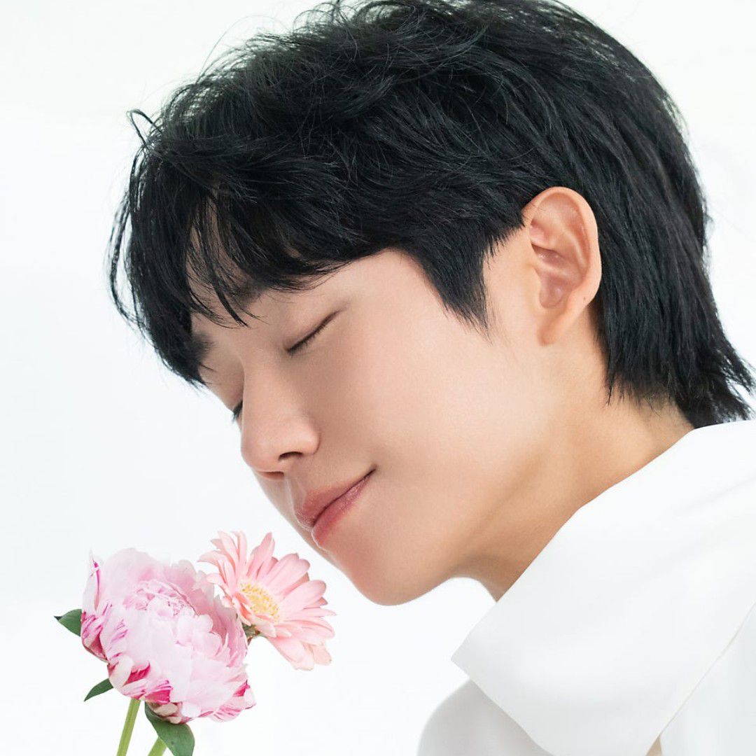 Behind-the-scenes cut of Jung Haein